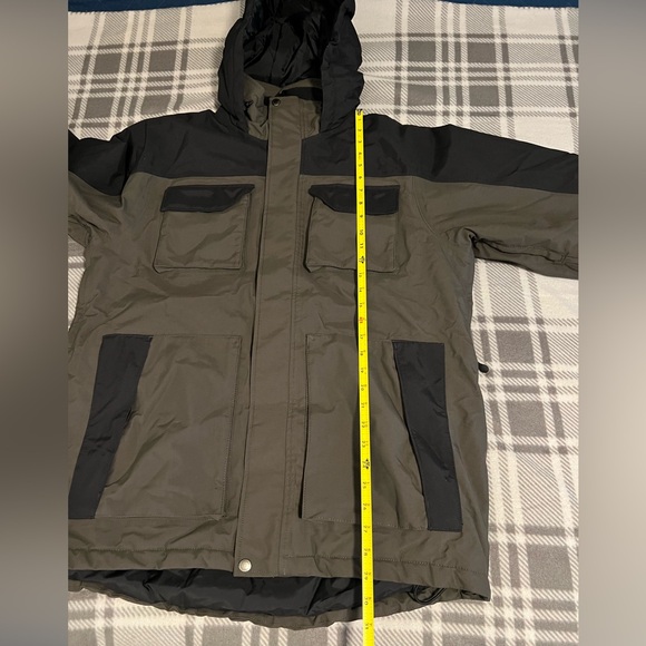 Duluth Trading Co Whaleback Waterproof Winter Jacket - Picture 9 of 16